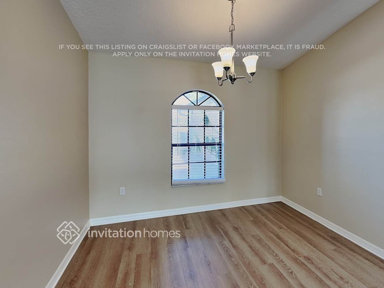 Building Photo - 2215 Deata Ct
