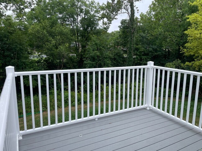 Building Photo - 40 Longfellow Dr