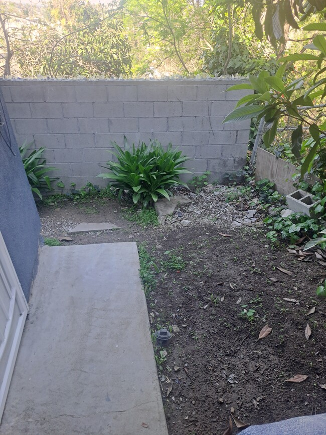 Building Photo - 3801 Ramboz Dr