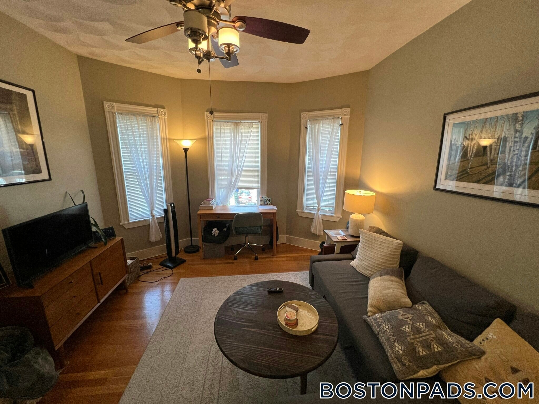 Building Photo - 24 Ellington Rd