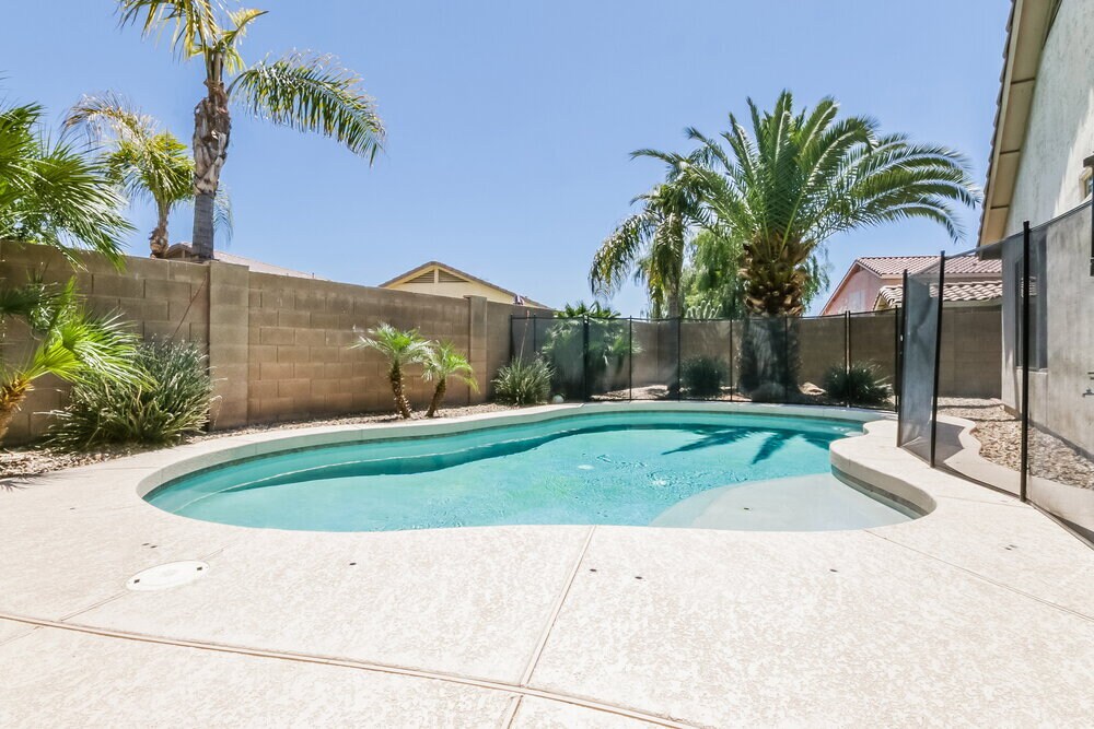 Building Photo - 1051 N San Benito Dr