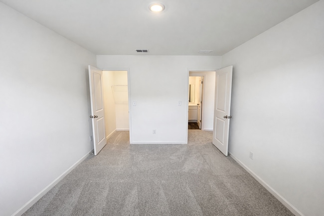 Building Photo - Fenced Backyard Coming Soon | Brand New 5 Bed Home in Winder/Bethlehem