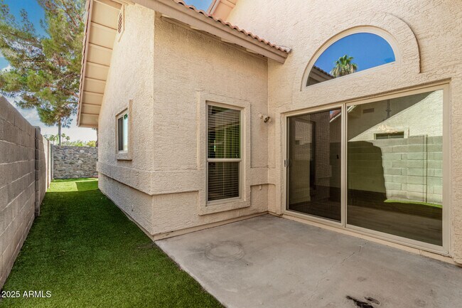 Building Photo - 7139 W McRae Way