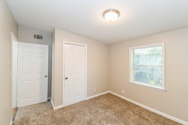 Building Photo - 4222 Homer Rd N