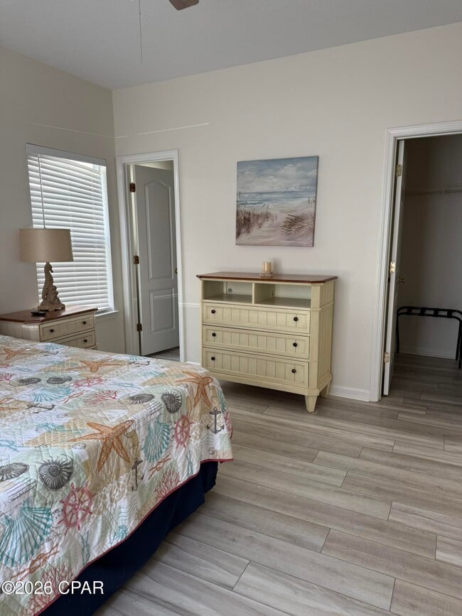 Building Photo - 7908 Sunset Ave