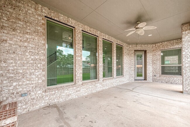 Building Photo - 6527 Camillia Ct