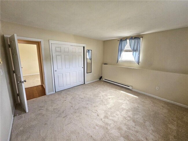 Building Photo - 200 Manville Hill Rd