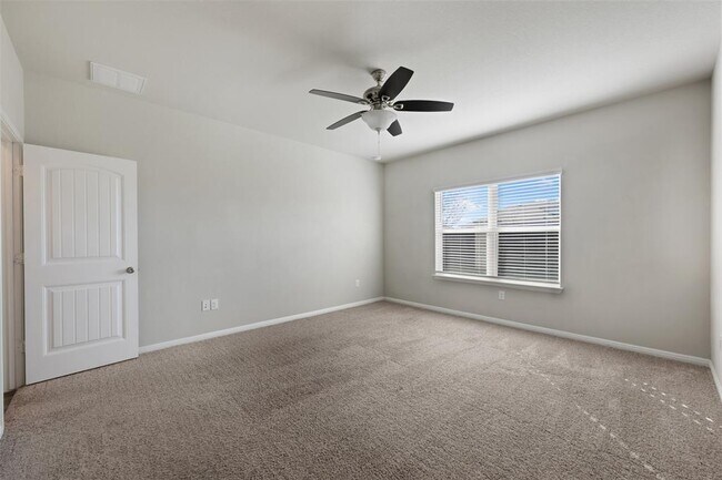 Building Photo - 128 Presidential Path