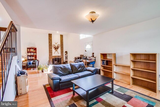 Building Photo - 10108 Quayle Ct