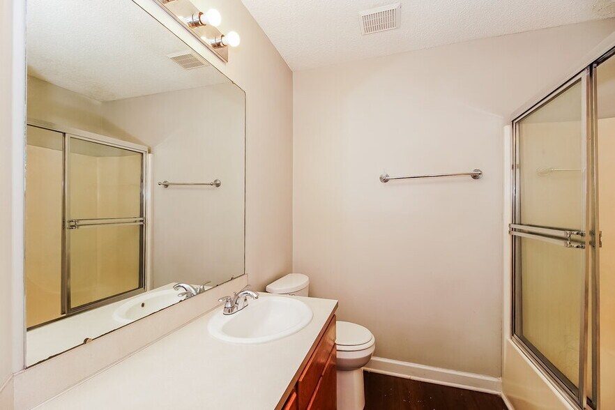 Building Photo - 7009 Rothmore View Ct
