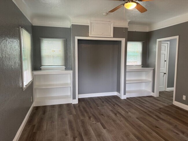 Building Photo - 714 Lime Ave