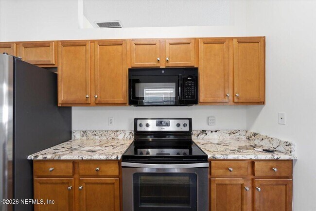 Building Photo - 900 Oak Arbor Cir