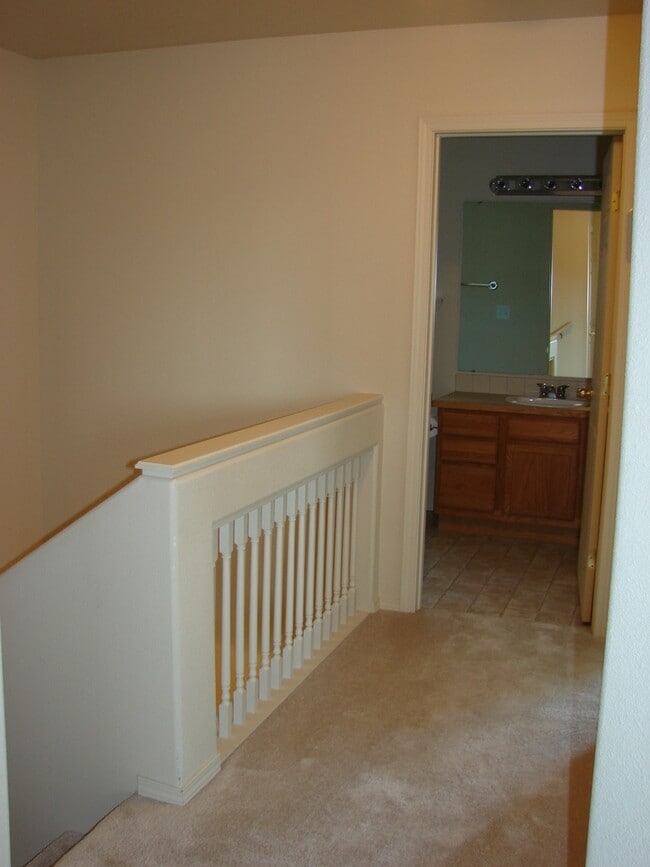 Building Photo - 9904 Mia Ln