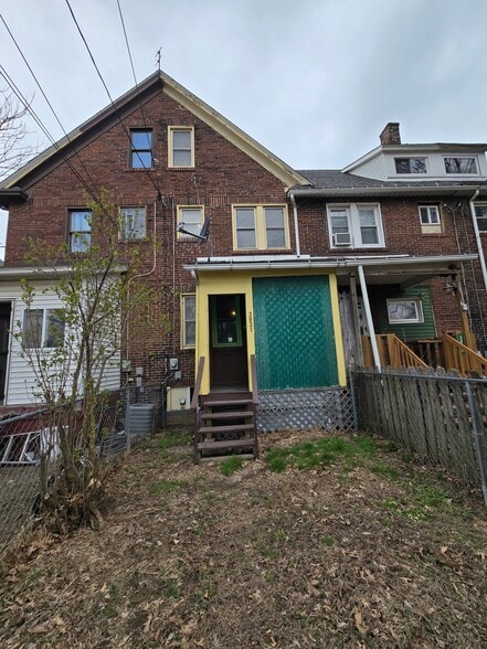 Building Photo - 3931 Bell St