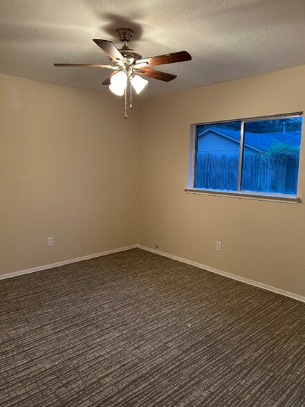 Building Photo - 5414 Fawn Trail Ln