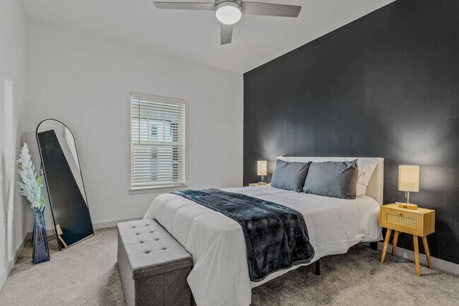 Building Photo - 14533 Star Water Rd