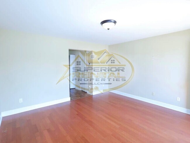 Building Photo - 515 Summit Terrace Ct