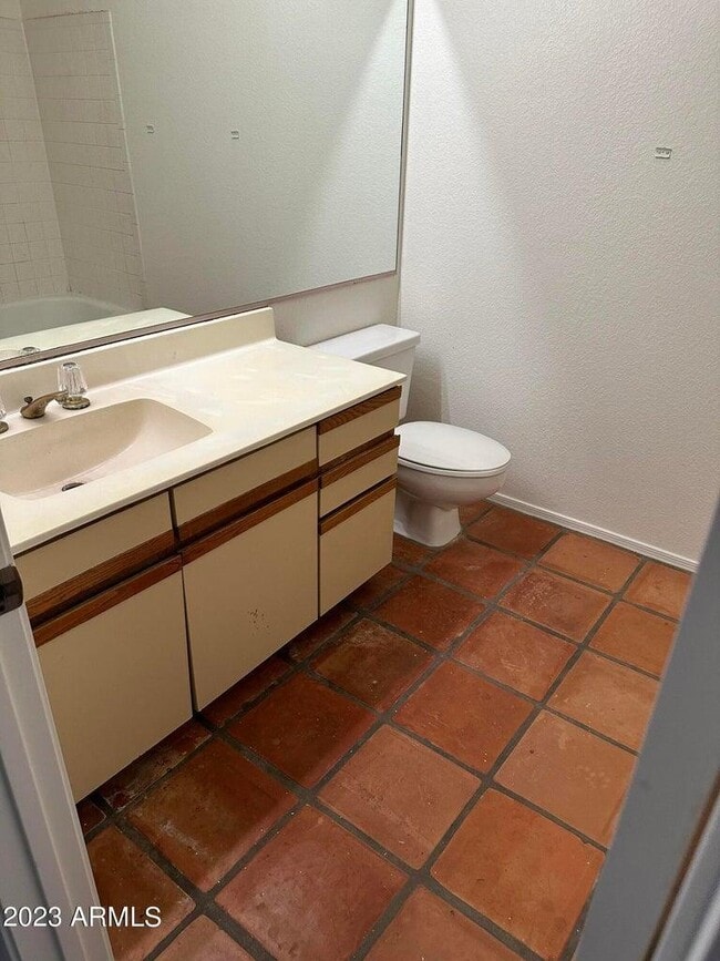 Building Photo - 3712 E Lavender Ln