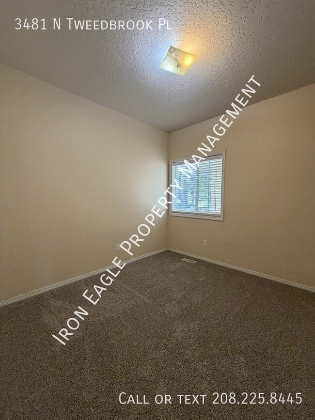 Building Photo - 3481 N Tweedbrook Pl