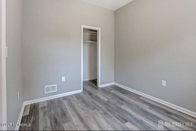 Building Photo - 111 John St