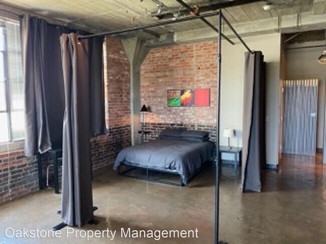 Building Photo - 2 br, 2 bath House - 201 Hull Street Unit 51