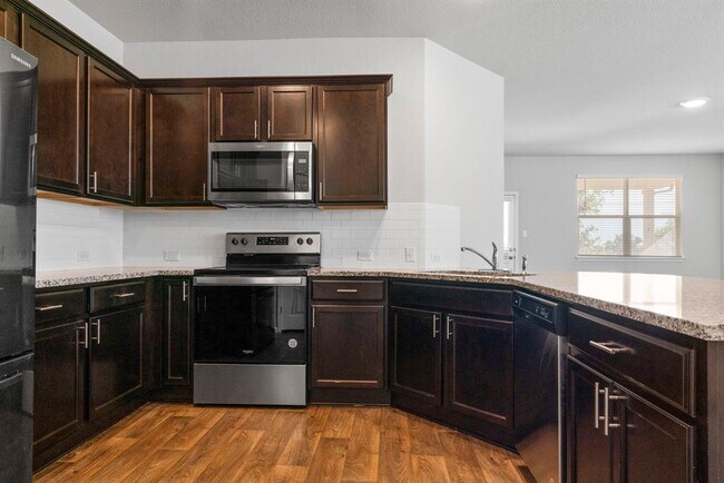 Building Photo - 113 Antrim Cove