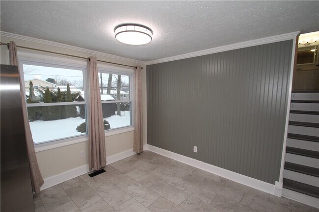 Building Photo - 103 Virginia Manor Rd