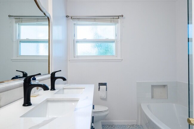 Building Photo - 6307 Tunney Ave