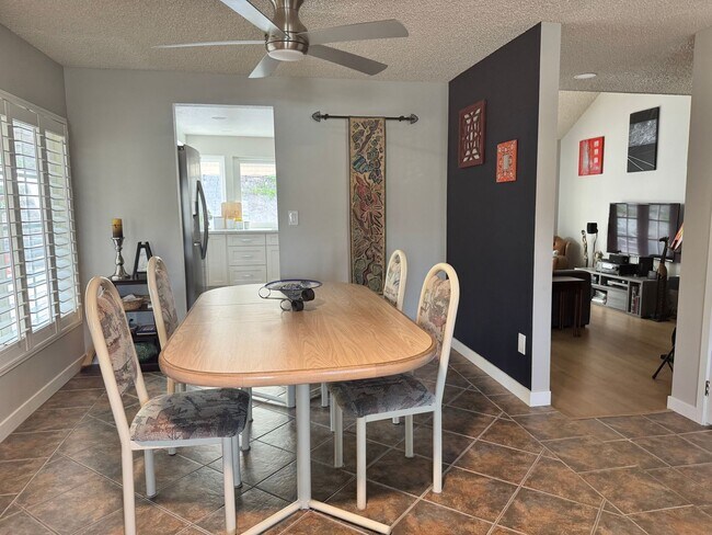 Building Photo - Beautiful 3-Bedroom + Loft Home in Desirab...