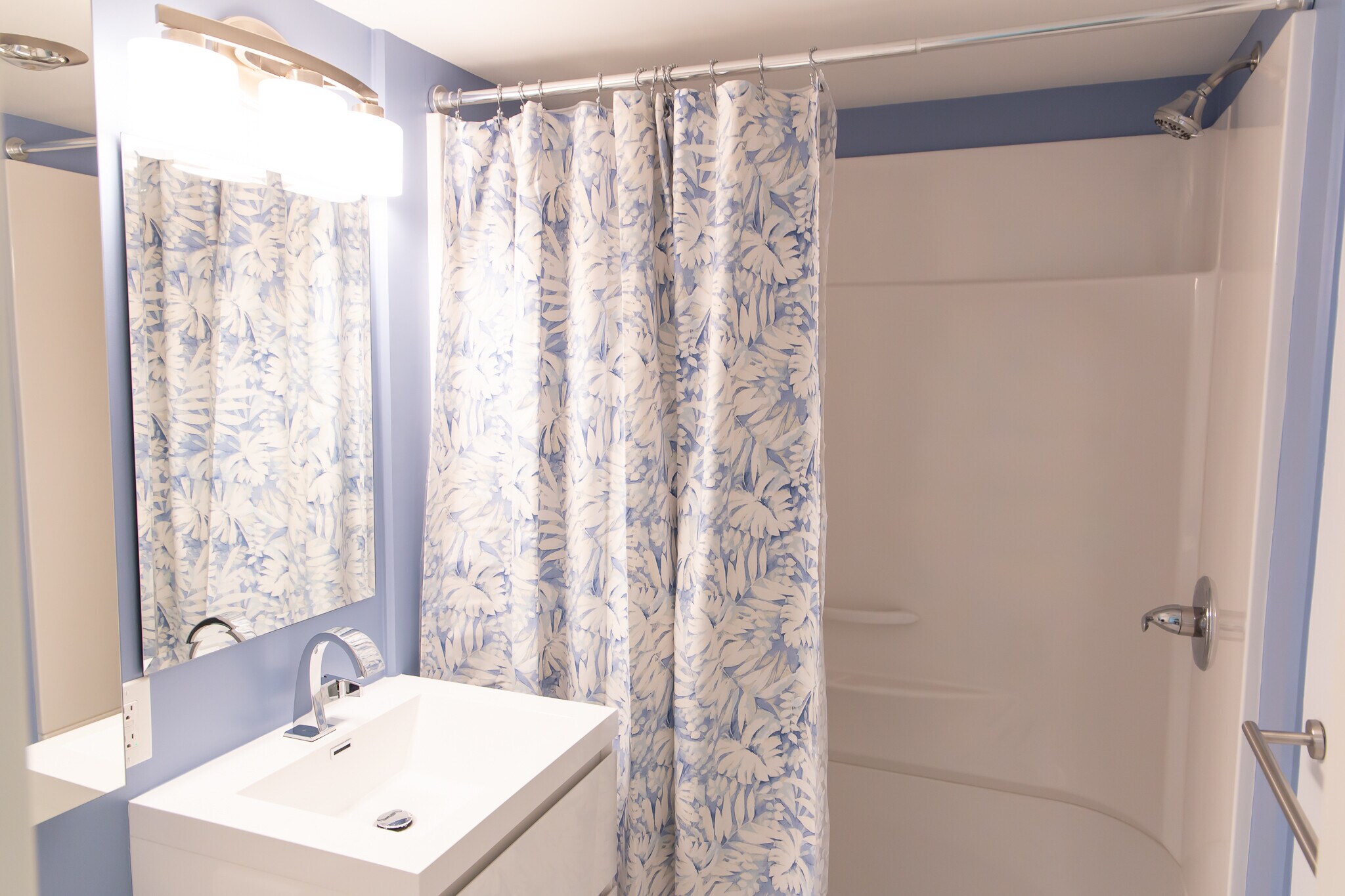 Shower in primary bathroom - 511 1st St N