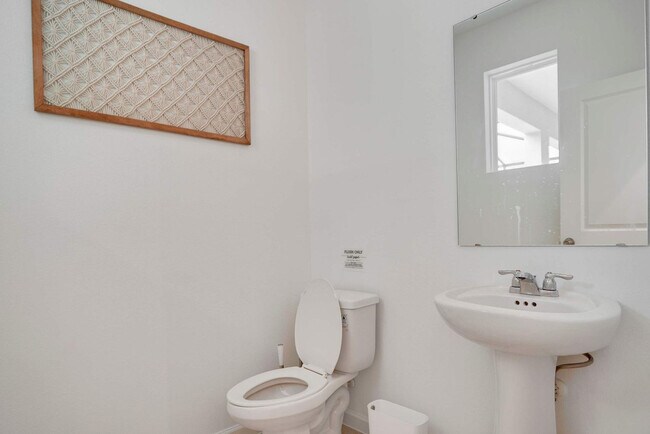 Building Photo - 9194 Seascape Cv