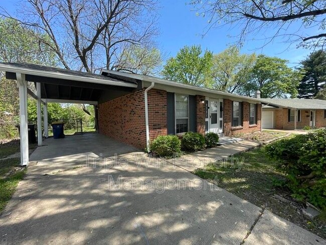 Building Photo - 2331 Lost Hollow Ct