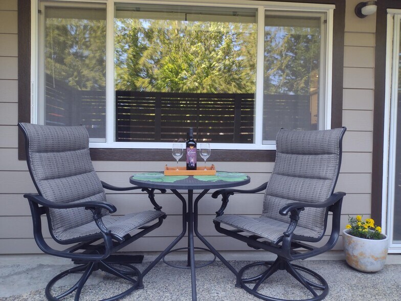 Patio - 9523 NE 180th St