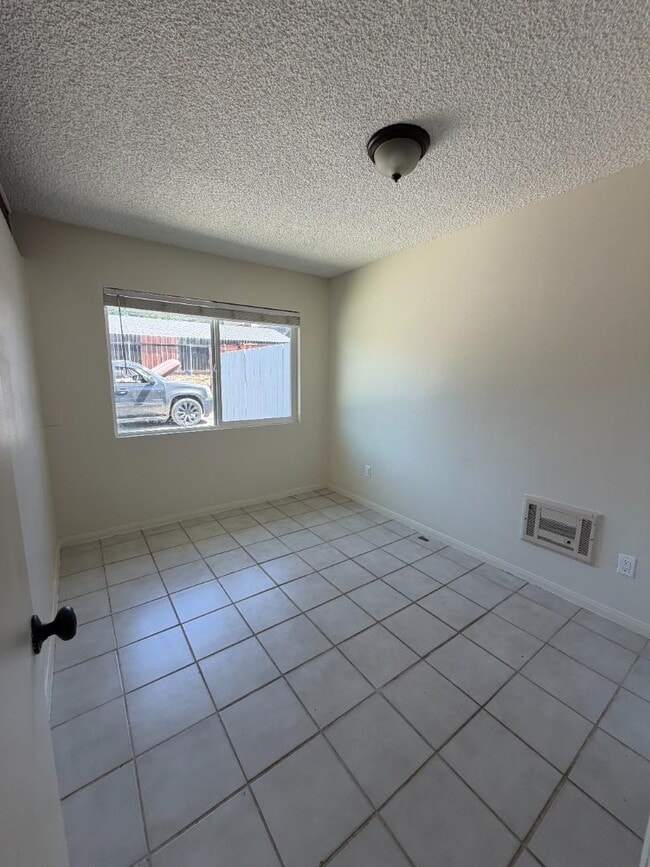 Building Photo - 8209 Jema Way