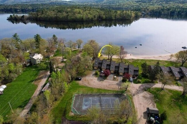 Building Photo - 15 Manor Estates Dr