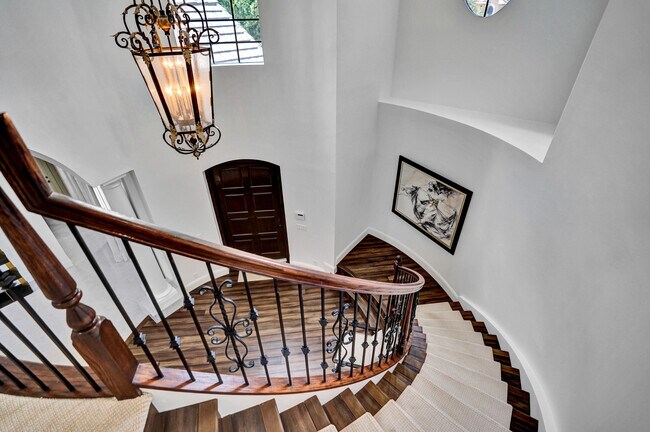Building Photo - 9210 Equus Cir