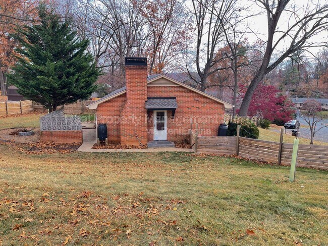 Building Photo - 1508 Chesley Pl