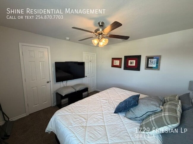 Building Photo - 1729 Friesian Lp