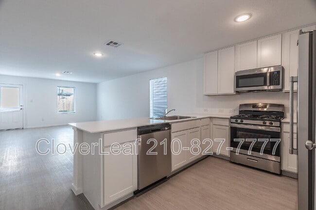 Building Photo - 8523 Loska Grn