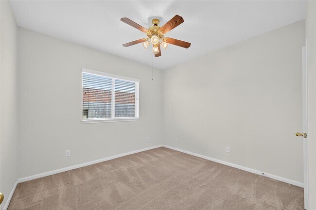 Building Photo - 3491 Cedar Prairie Dr
