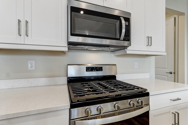 Building Photo - 14167 Pier Ln