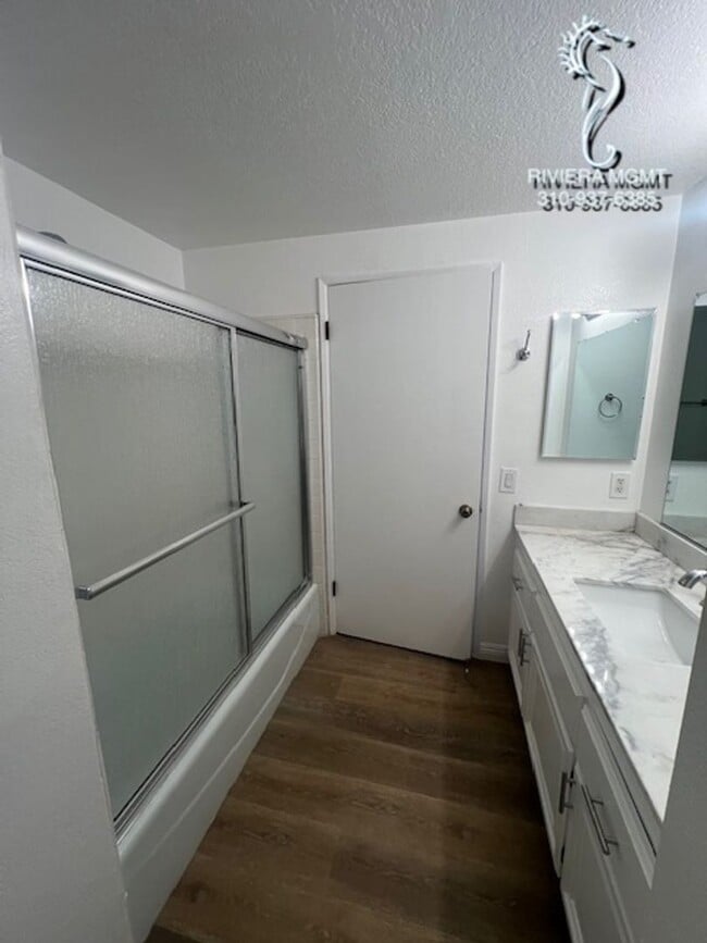 Building Photo - 2 BR 1 BA Condo in San Pedro