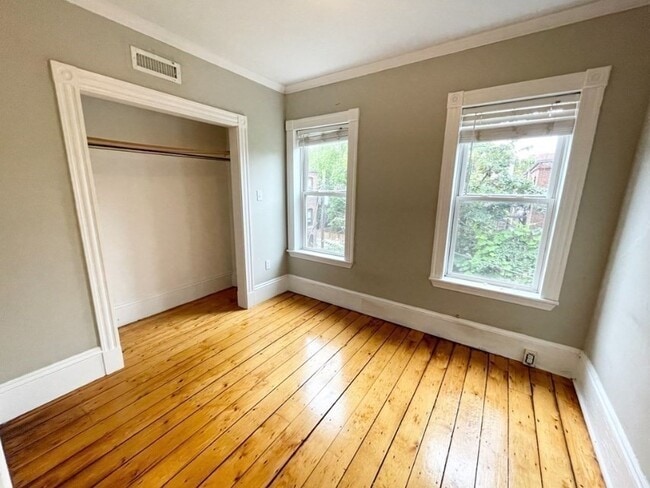 Building Photo - 51 Greenwich St