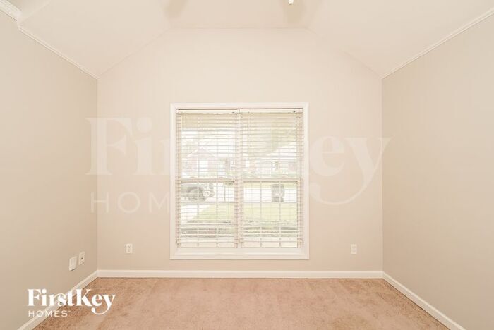 Building Photo - 138 Village Dr