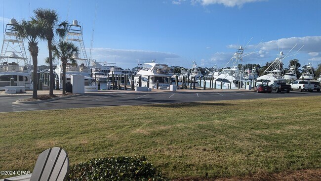 Building Photo - 4726 Bay Point Rd