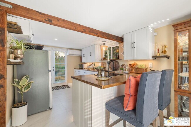 Building Photo - 575 S Calle Ajo