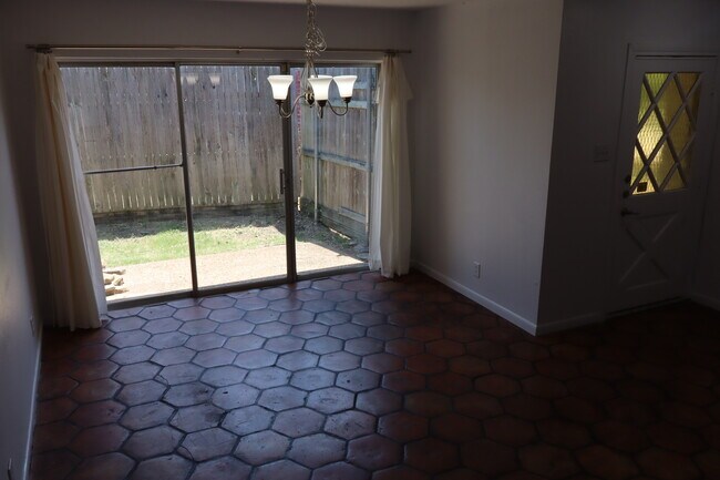 Building Photo - 13561 Red Fern Ln