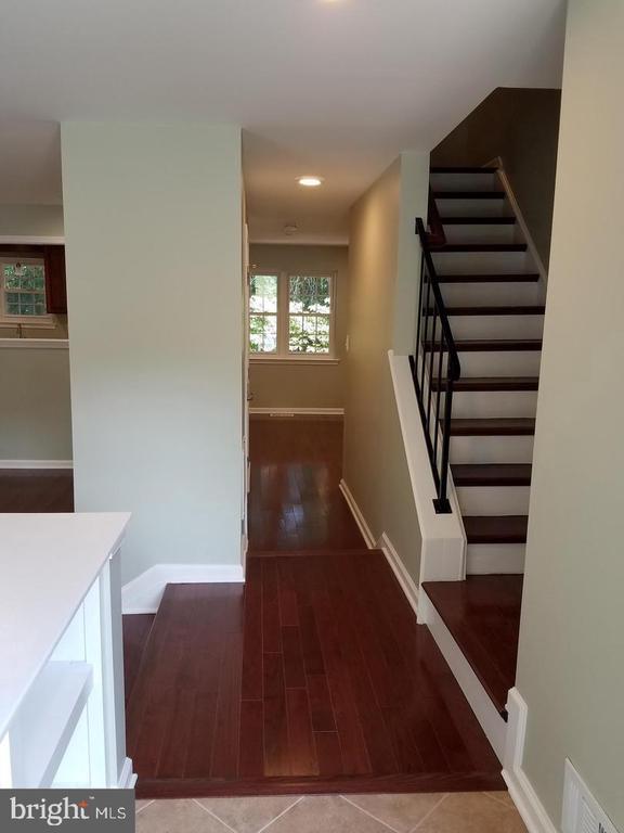 Building Photo - 5551 Winford Ct