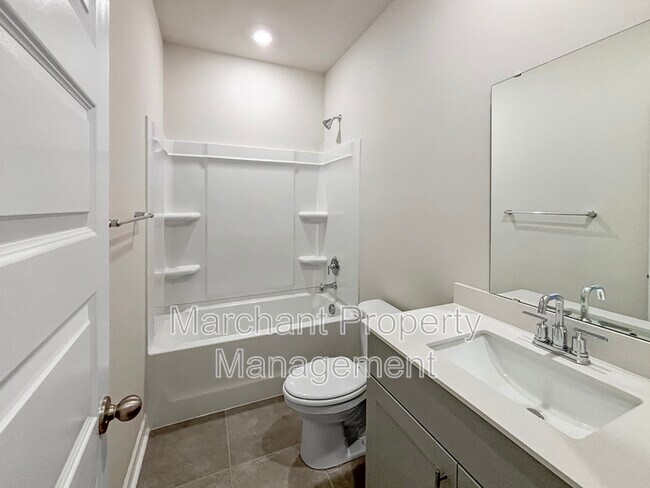 Building Photo - 760 Penfold Pt