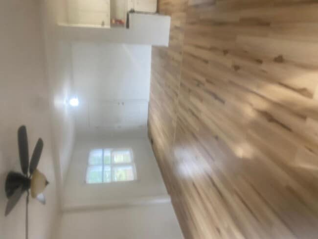 Building Photo - 104 Beeler Ave